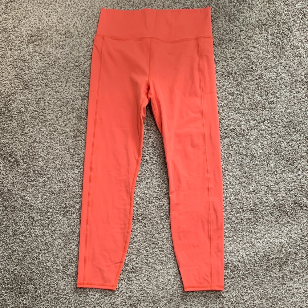 Vuori Women's Coral Leggings. Never worn